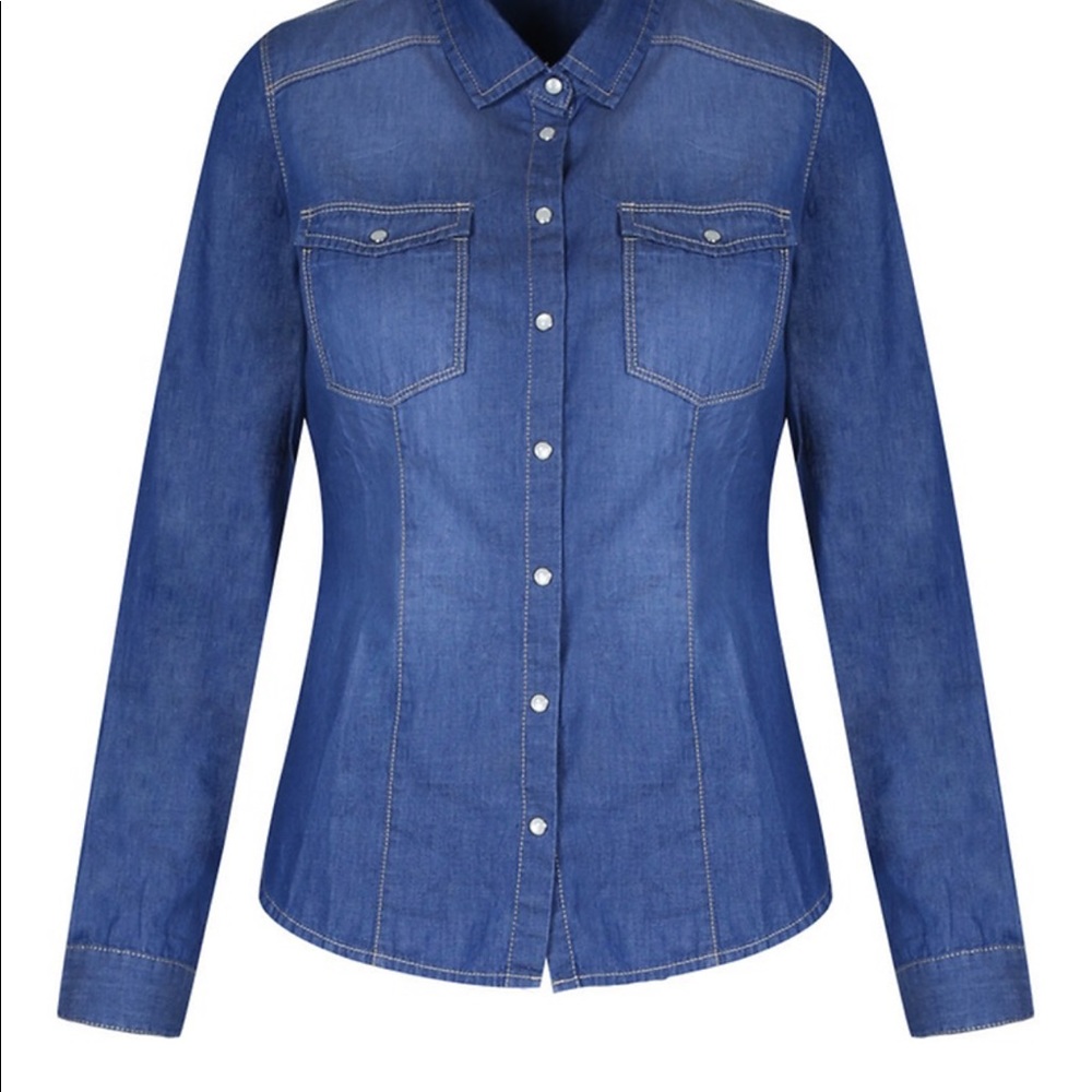 Suit blanco snap up jean shirt